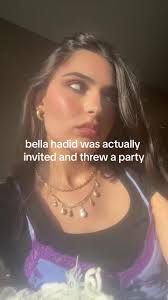 Invite Bella Hadid