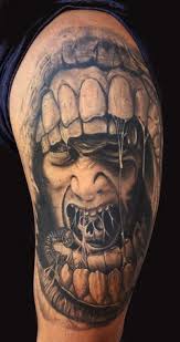 Fügen sie die beherrschung des designs hinzu, und sie werden vielleicht feststellen, dass sie das furchteinflößende in das absolut modische verwandeln. Hellraiser Tattoo By Daniel Chashoudian Tattoonow