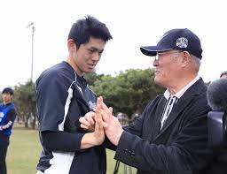 Include (or exclude) self posts. å¼µæœ¬æ° ãƒ­ãƒƒãƒ† æœ—å¸Œã¨1æ—¥é…ã‚Œã®å¯¾é¢ æ‰‹ã®å¤§ãã•ã«äºŒåº¦ã¼ã‚Œ ã‚¹ãƒãƒ‹ãƒ Sponichi Annex é‡Žçƒ
