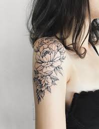 Pin By Demchenko Tattoo On Tattoo Quarter Sleeve Tattoos Floral Tattoo Shoulder Flower Tattoo Shoulder