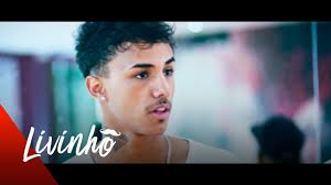 Letras de músicas de mc livinho como 'você é gostosa', 'ela vem (com mc g15)', 'azul piscina', 'rebeca', 'na ponta do pé', 'retrato' e mais músicas para ouvir! Mc Livinho Tudo De Bom Audio Oficial Youtube