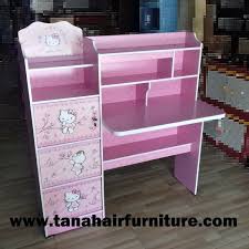 Halaman ini membagikan berbagai informasi dan pengetahuan seputar desain, blogger, lifestyle, motivasi, tips dan trik, aplikasi Meja Belajar Hello Kitty Magnolia 21905