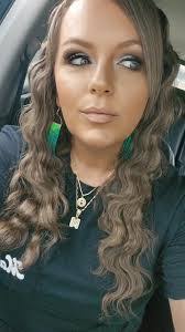 Melissa Hensley's Instagram, Twitter & Facebook