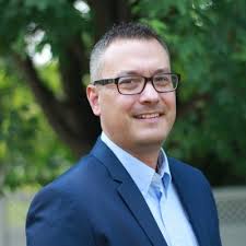 EWCBA Honors Kerry Henning With Lifetime Member Award