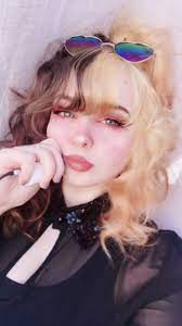 This abundance of magnificent platinum highlights result in an extraordinary half and half look. Pin On Hair