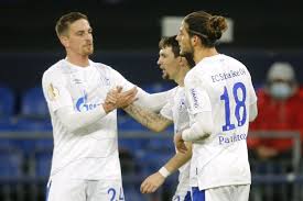 V.) ist ein 1904 im gelsenkirchener stadtteil schalke gegründeter sportverein. Schalke Ends 9 Month Winless Run With German Cup Victory Daily Sabah