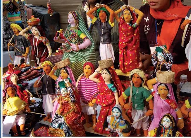 MP's Jhabua scripts a success story with its traditional tribal dolls