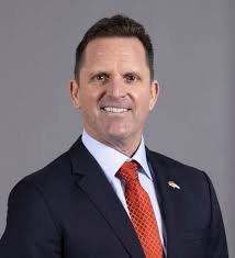 I think pretty much any cubs GM/president over the past 50 years not named  Green, Epstein or Hoyer should be in this list lol.