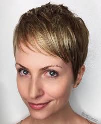Wavy bob haircut with fine bangs for. 50 Best Haircuts For Long Faces In 2021 Hair Adviser