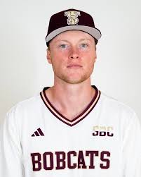 Flashing the leather #EatEmUp #SlamMarcos #D1Top10 #WebGem