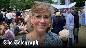 Nashville school shooting: 'Hero' headteacher 'headed straight towards'  killer