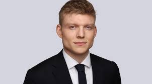 Jonathan Au's Instagram, Twitter & Facebook