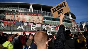 The official account of arsenal football club. Arsenal Fans Stage Massive Kroenke Out Protest Prior To Everton Clash Goal Com
