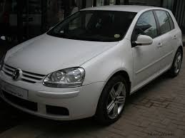 74 kw / 101 cp cutie viteza. Vw Golf 5 Radio Manual