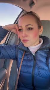 Sola Naci Y Sola Me Quedare