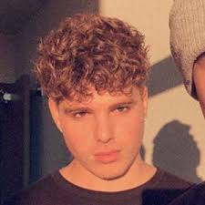 View famous persons named Cole