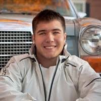 Tom Becherer's Instagram, Twitter & Facebook