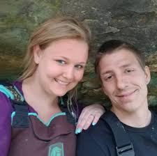 anybody know the part number for this central panel for my 18 xmr 570