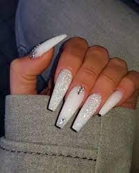 Existen infinidad de diseños de uñas acrílicas con color blanco y en esta ocasión queremos mostrarte algunos ejemplos geniales de ellas. 27 Trendy White Acrylic Nails Designs In 2019 Manicura De Unas Unas De Gel Blancas Disenos De Unas Acrilicas