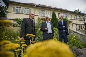 Mai 1948 in spaichingen geboren. Winfried Kretschmann Der Opposition Fehlt Ein Angriffsthema Baden Wurttemberg Stuttgarter Nachrichten