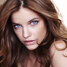 Pale skin is something that some women adore, and some can't stand it. Barbara Palvin Pale Skin Hair Color Hair Colors For Blue Eyes Brown Hair Blue Eyes Pale Skin