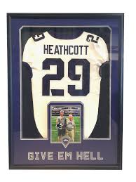 So you want to frame that special jersey you may have gotten from a friend, family member, or significant other. Expert Custom Do It Yourself Picture Framing Tel 901 682 9901