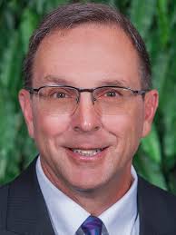 Teammates Schepers, Stokes quite a combination