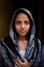 Portraits Celebrate The Diversity Of Indian Women From The Mumbai Slums To Bollywood Women In The World Show Beauty Womens Hairstyles Middle Aged Women Hairstyles