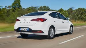 2019 hyundai sonata expert review. 2019 Hyundai Elantra Pricing And Specs Caradvice