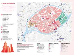 300 chalets et 30 km de guirlandes lumineuses pour cette 450e édition. Les Marches De Noel En 2019 Noel