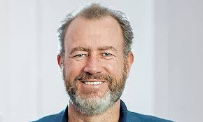 Ammann's move shifts GM leadership dynamic