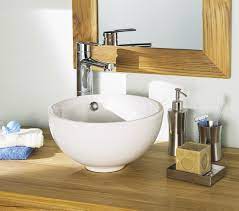 Check spelling or type a new query. Un Meuble De Salle De Bains En Bois Avec Une Vasque Blanche Posee Leroy Merlin