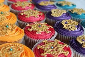Cookies Cakes Cupcakes Etc Indian Cake Indian Wedding Cakes Mehndi Cake