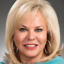 Robin Gravitt, Realtor