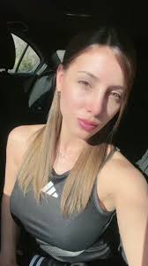 Vídeos de Vicky Herrera (@victoriaherrer) con «sonido original