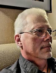 Luna Leach's Instagram, Twitter & Facebook