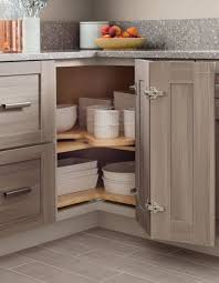 Choosing Corner Cabinets In Your Kitchen Blind Corner Vs Lazy Susan Corner Kitchen Cabinet Kitchen Cabinet Design Interior Design Kitchen