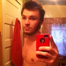 Kerri Moon (@KMoon_15)