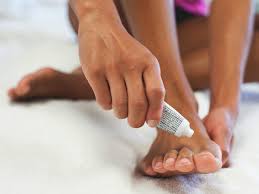 As in the other treatment forms, when taken internally, hydrogen peroxide adds oxygen to the body's internal environment. Home Remedies For Ringworm 9 Ways To Treat Symptoms