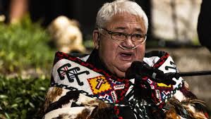 Te mata o te tini: Te ringa raupā o Taranaki i hāpai i te katoa