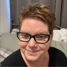 Discussing swiss shower rules with hannah waddingham…standard breakfast  show 😭 #hannahwaddingham #missionimpossible #radio1 #unpopularopinion