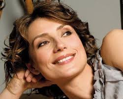 Σε ηλικία 87 ετών έφυγε από τη ζωή ο θρύλος των talk show των ηπα που είχε πάρει χιλιάδες συνεντεύξεις από σημαντικές προσωπικότητες. H Zwh Ths Allhs Sto Dhmosio Exw Matia Kai Blepw