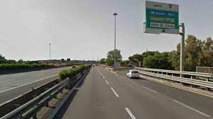 Granderaccordoanulare — basisdaten der a90 grande raccordo anulare gesamtlänge 68 , 2 km maut mautfrei innere u. Domani Sul Raccordo Chiuso Svincolo 26 Pontina In Uscita Verso Il Centro Romadailynews