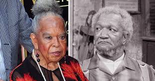 Lawanda was a caring woman who enjoyed spending her spare time v Della Reese Once Opened Up About Comedian Redd Foxx S Final Moments Before His Death At 68