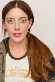 Adrianna Valencia's Instagram, Twitter & Facebook