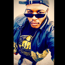 Darius Fells's Instagram, Twitter & Facebook