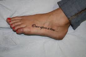 94 Tattoos Mit Spruchen Schrift Und Schriftarten