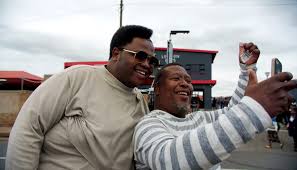 GOOD FOOD & GQOM WITH DLADLA MSHUNQISI – The Insider SA