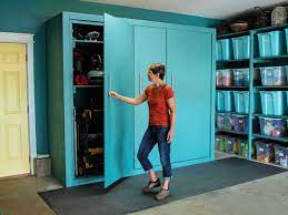These are three small storage cabinets i built for my garage workshop. How To Build Oversized Garage Storage Cabinets Hgtv