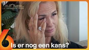 Joanne Kral's Instagram, Twitter & Facebook